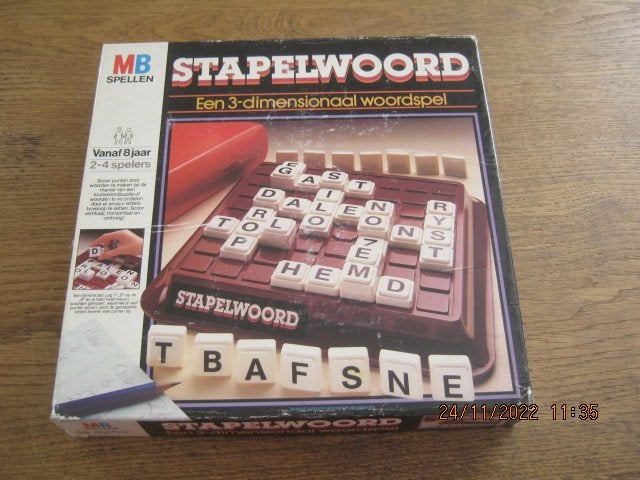 Spel Stapelwoord vanaf 8 jaar Hulp bij lezen, Ophalen of Verzenden, Zo goed als nieuw, MB Spellen