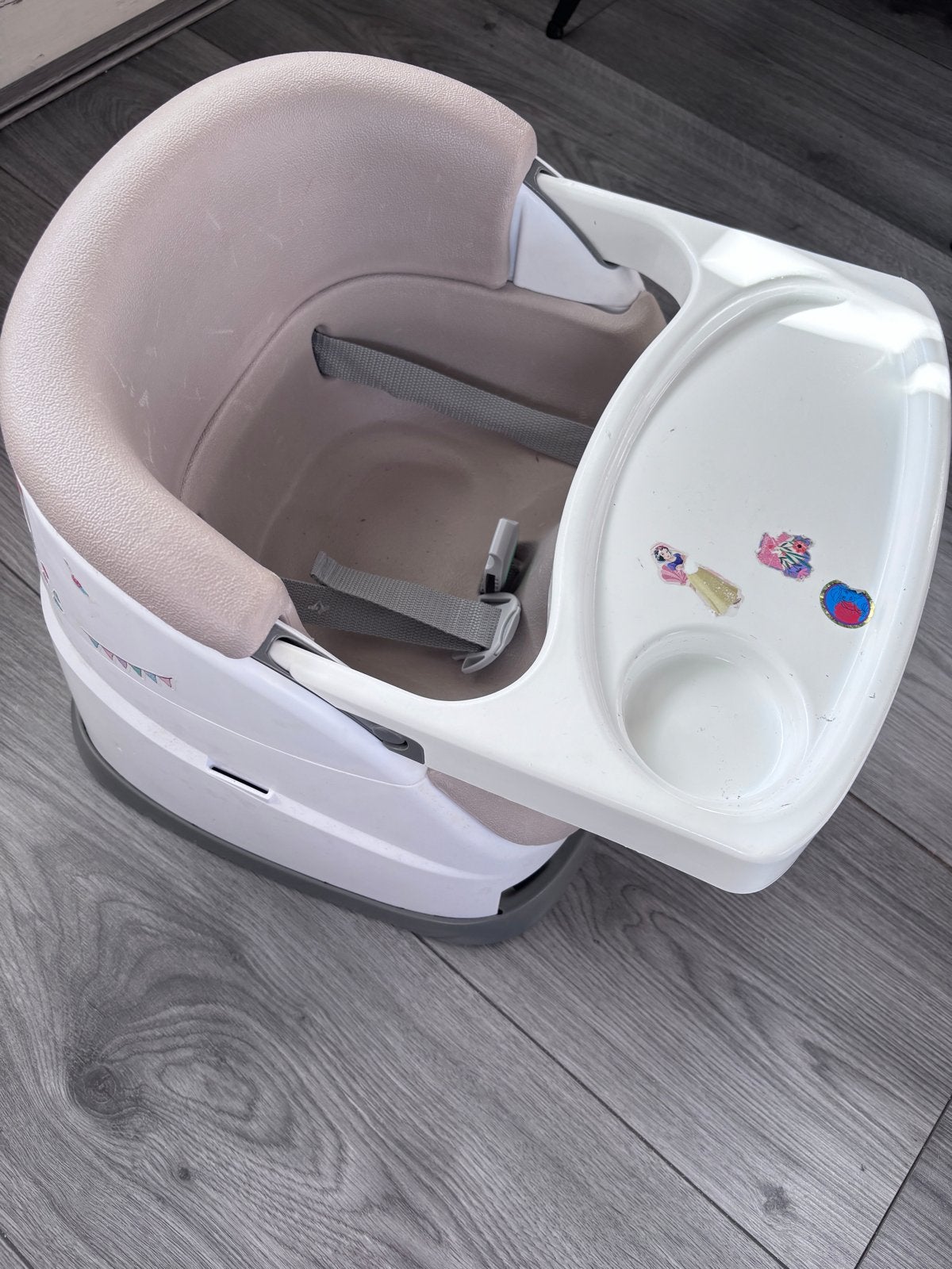 Handig babystoeltje met Eetblad en Gordel, Kinderen en Baby's, Ophalen, Gebruikt, Overige typen, Afneembaar eetblad