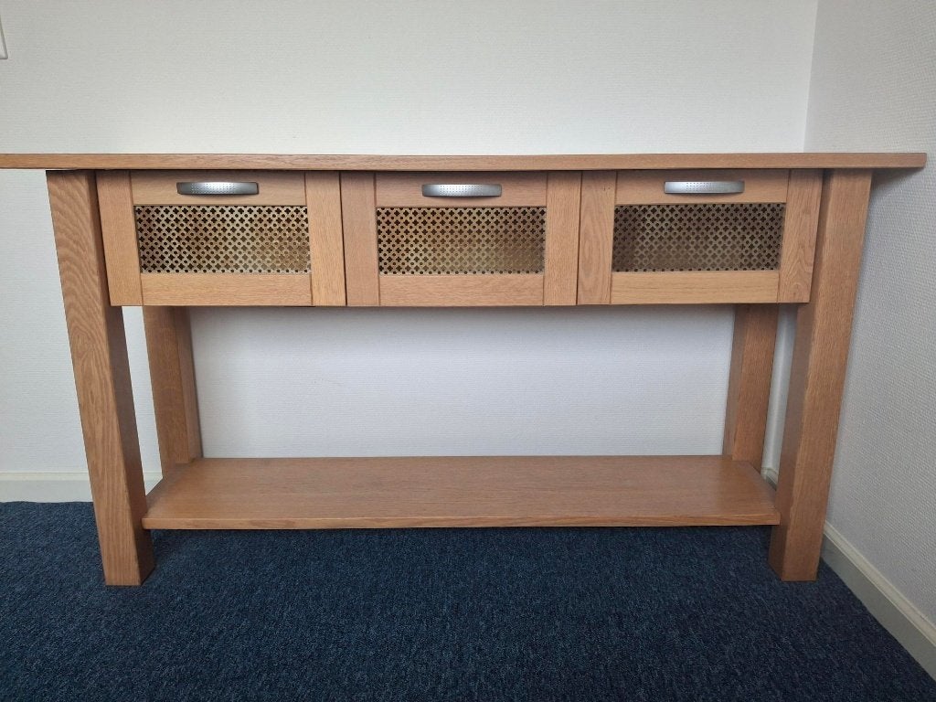 Dressoir van licht eiken hout, in keurig nette staat, Huis en Inrichting, Kasten | Dressoirs, Ophalen, 100 tot 150 cm, Eikenhout