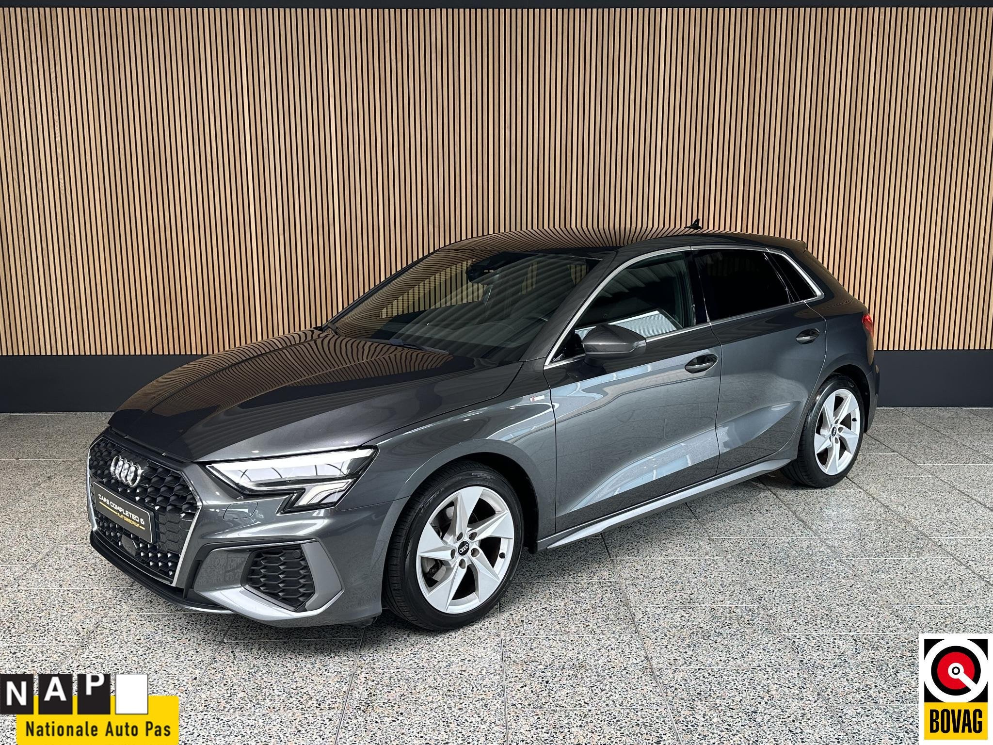 Audi A3 Sportback 30 TFSI S edition NL auto | S-Line | LED |, Auto's, Gebruikt, Leder en Stof, Automatische klimaatregeling, Origineel Nederlands