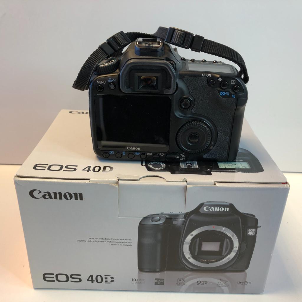 Canon 40D Spiegelreflexcamera 18-55mm | Met doos, Canon, Zo goed als nieuw, Support@canon.com, 30-2, Shimomaruko 3-chome, Ohta-ku
Tokyo 146-8501
Japan