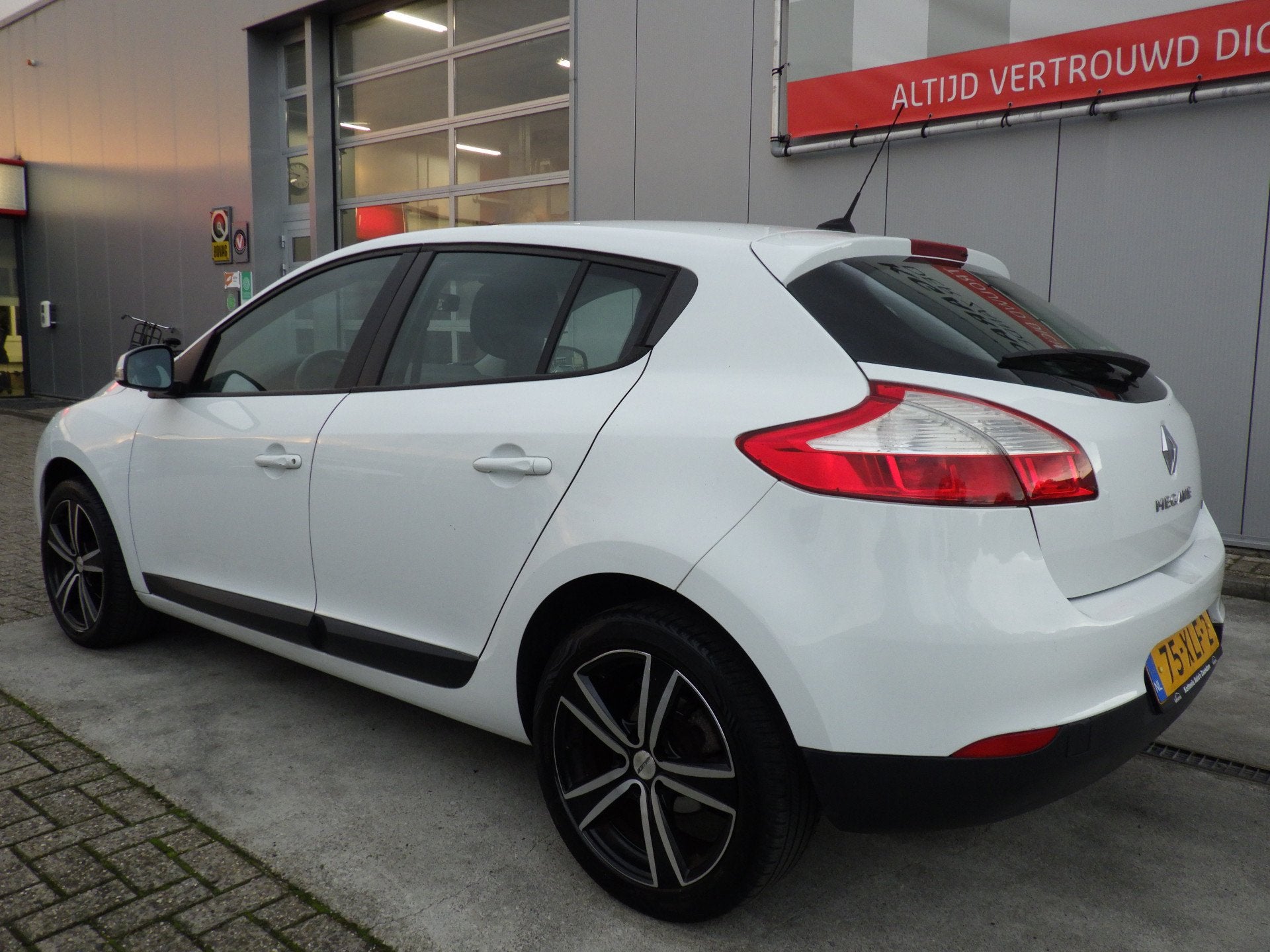 Renault Mégane 1.2 TCe Expression, Airco, Cruise, Navi NL/N, Auto's, Voorwielaandrijving, Euro 5, Stof, Gebruikt