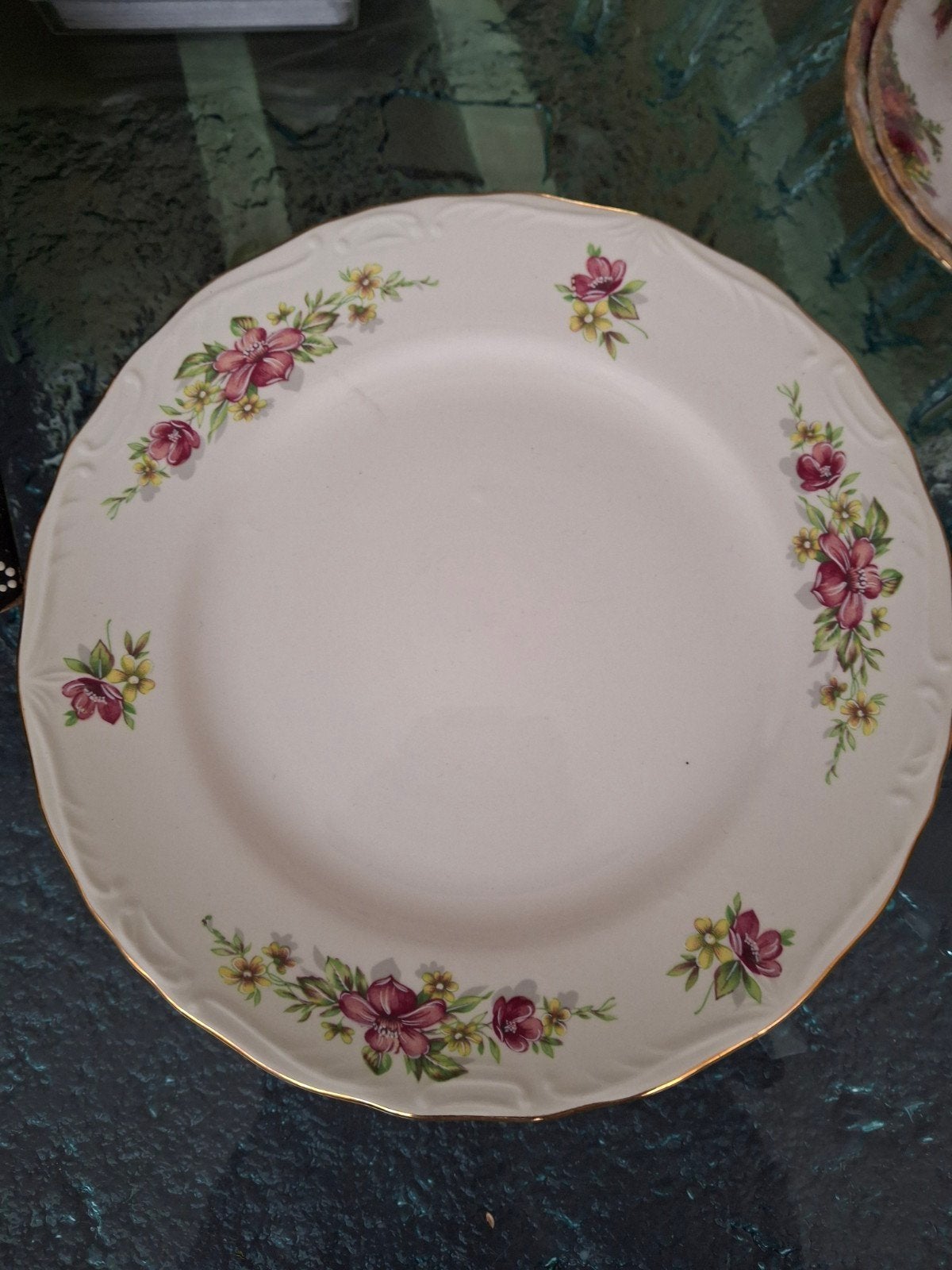 Vintage Italiaans bord met bloemmotief, Ophalen