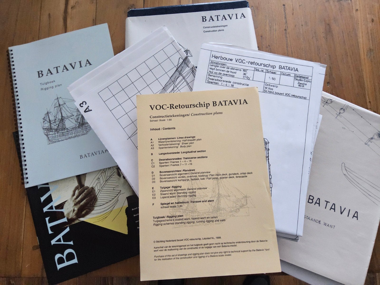 VOC-Retourschip Batavia Constructietekeningen Schaal 1:50, Ophalen of Verzenden, Zo goed als nieuw, 1:50 tot 1:200, Overige merken