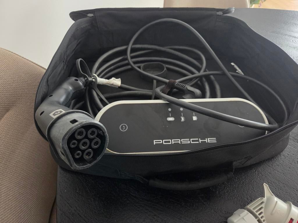 Porsche Thuislader / Mobiele lader auto lader 9Y0971675AP, Auto diversen, Laadpalen, Ophalen of Verzenden, Gebruikt, Laadpaal