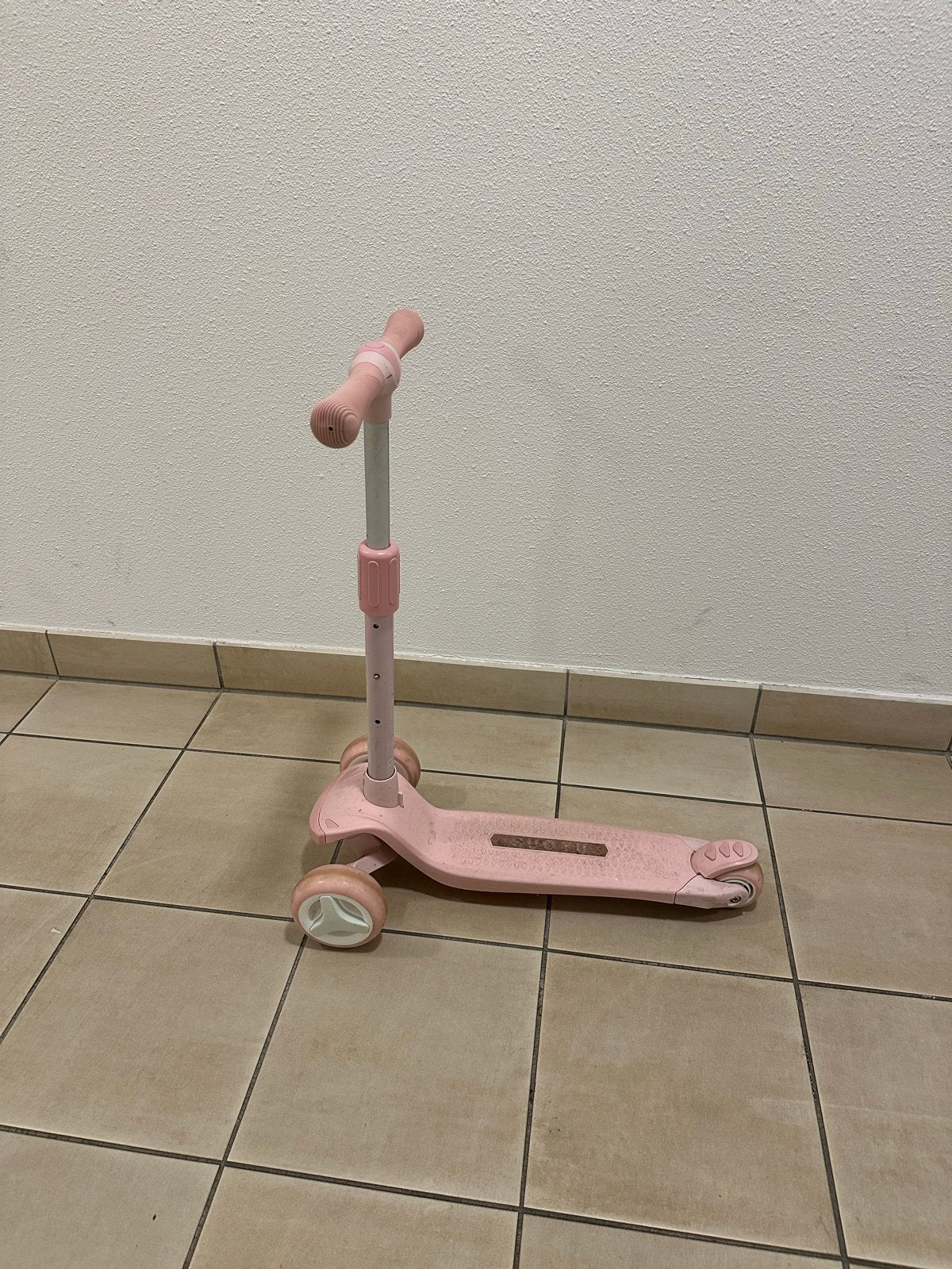 Roze kinderstep met 3 wielen, Ophalen, Gebruikt, Gewone step