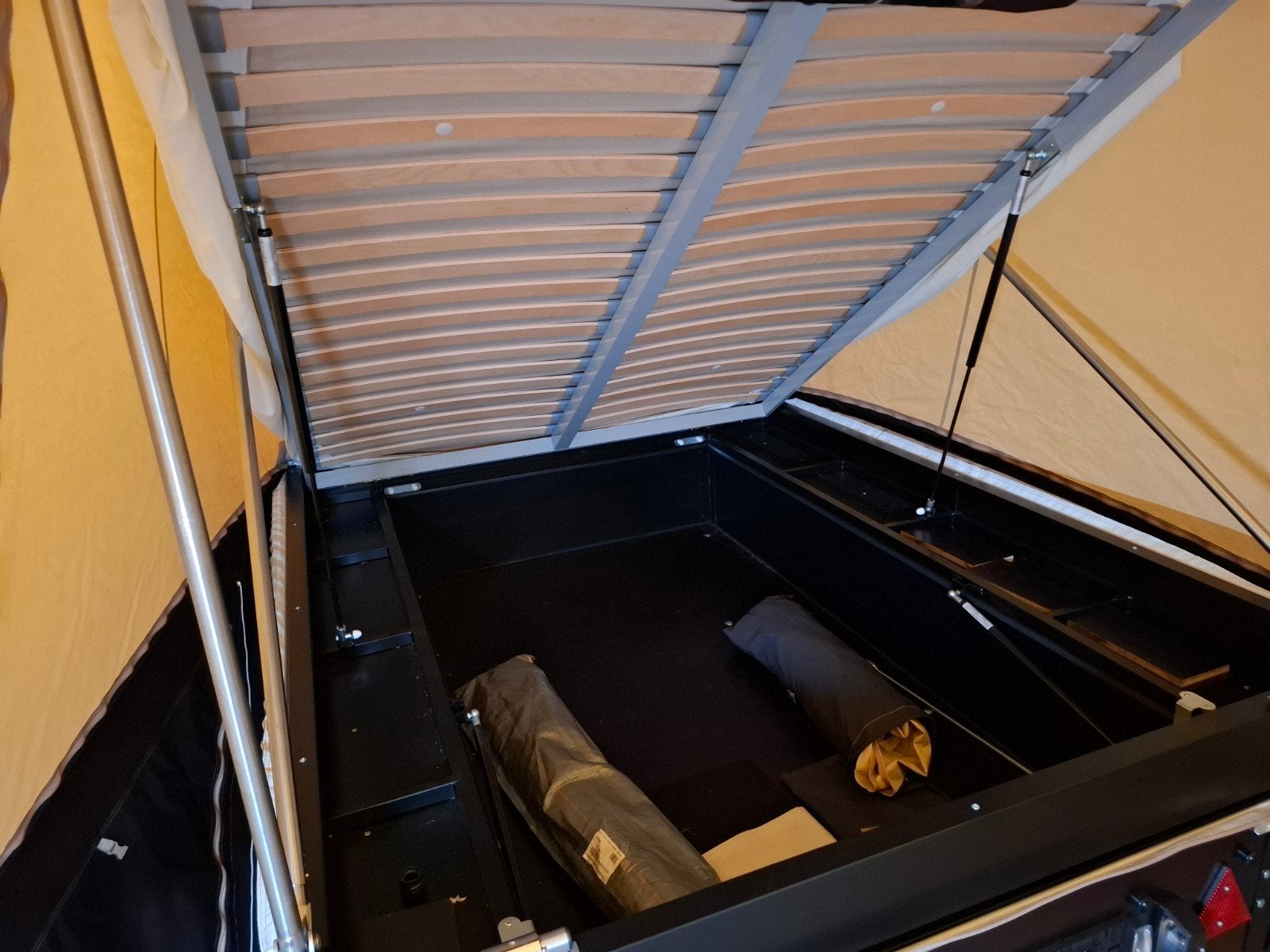 Aart Kok Tuareg Tent & Trailer zgan, Ophalen, Aart Kok