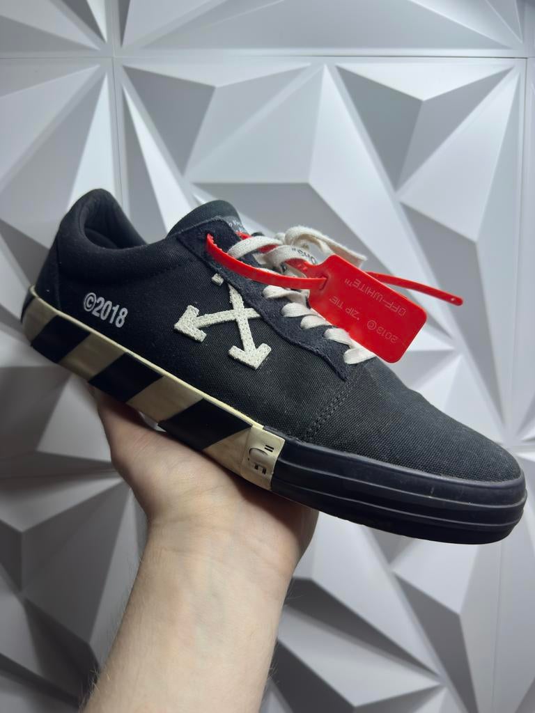 Originele off white schoenen, Kleding | Heren, Schoenen, Zwart, Ophalen of Verzenden, Sneakers of Gympen, Zo goed als nieuw