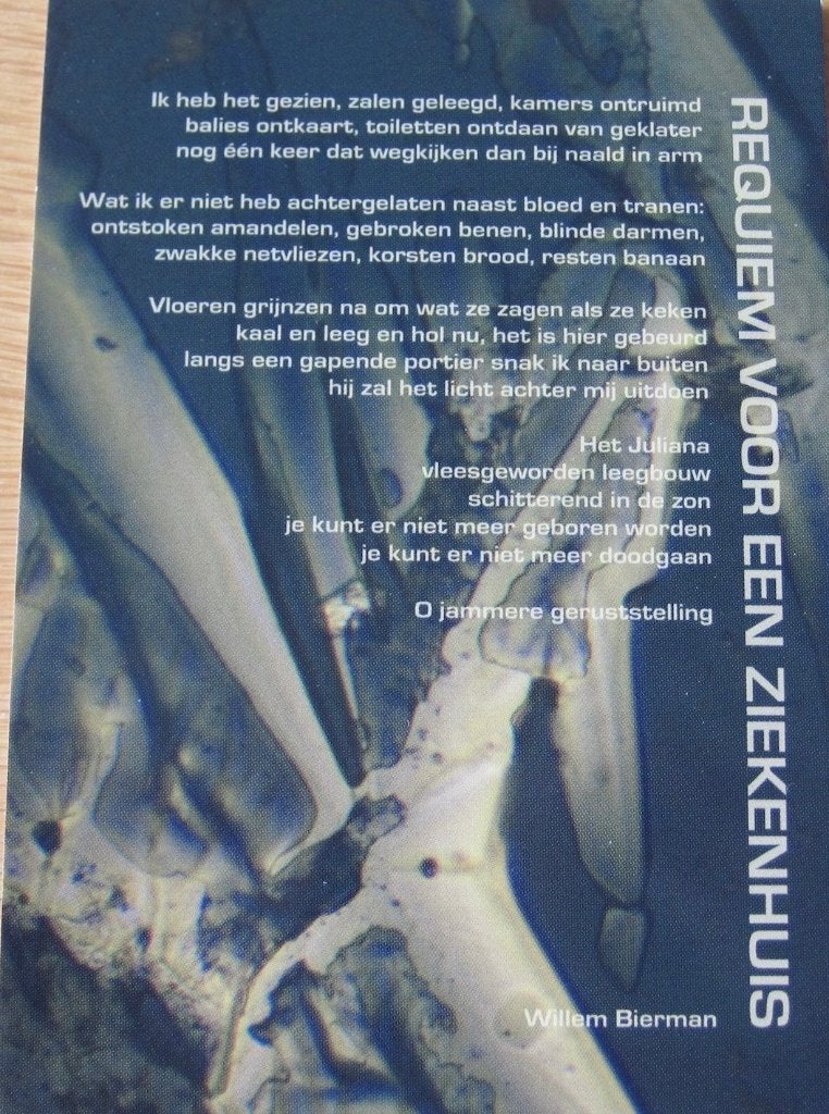 gedicht - requiem voor een ziekenhuis - Willem Bierman, Verzamelen, Verzenden, 1980 tot heden, Ongelopen, Overige thema's