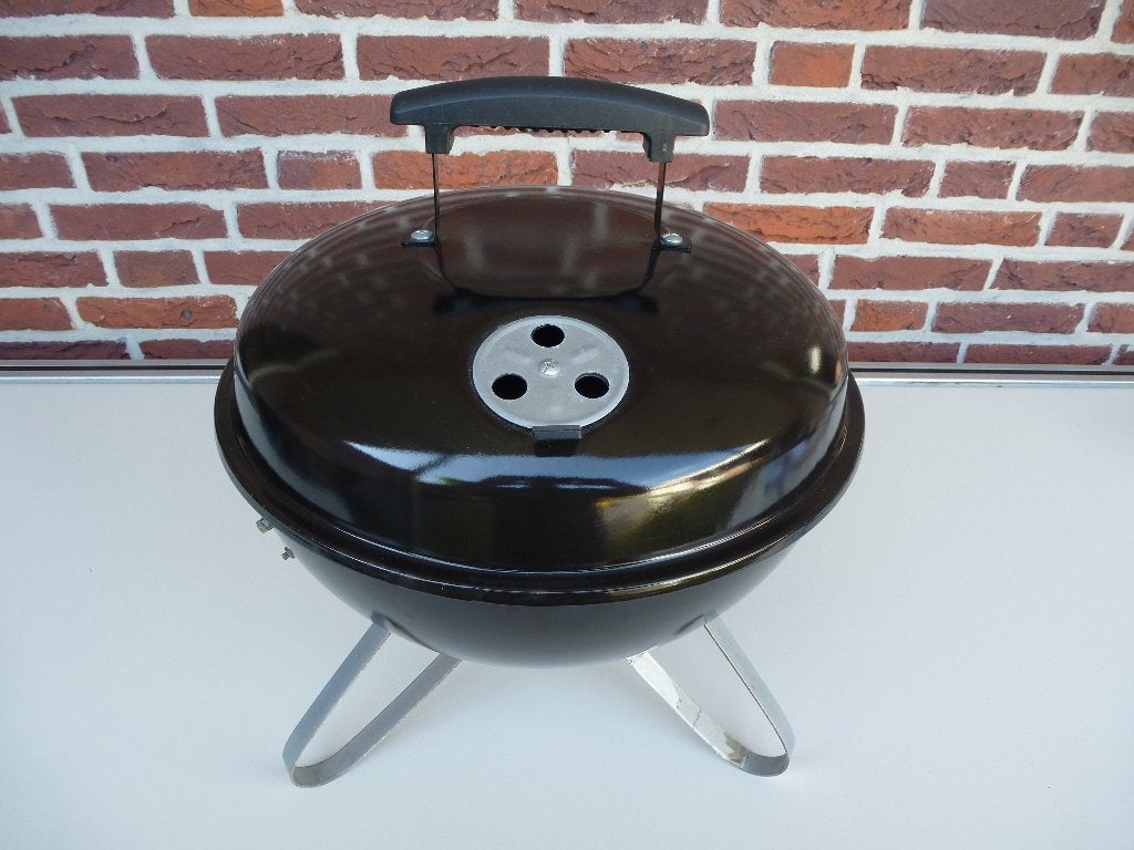Een Big Jeff Tafel-Barbecue, compacte kogelbarbecue | izgs, Tuin en Terras, Ophalen of Verzenden, Zo goed als nieuw
