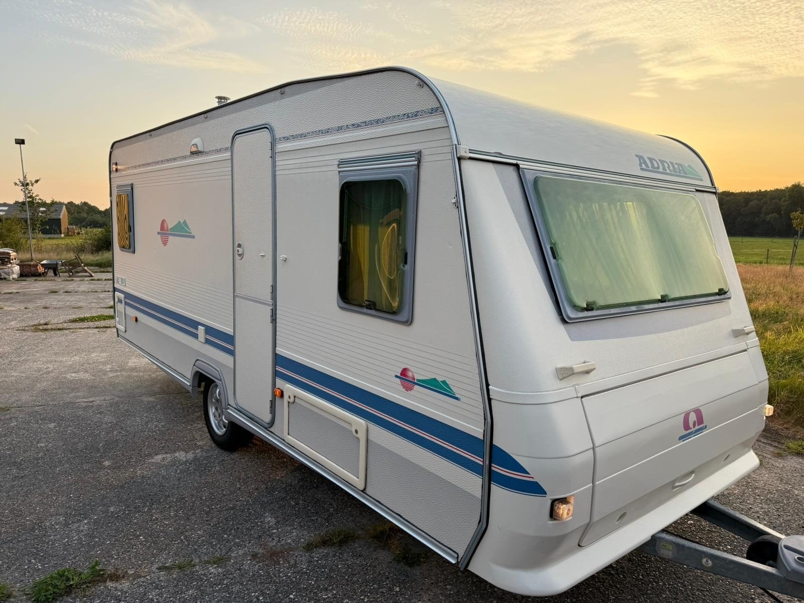 Caravan Adria unica B 502UP, Caravans en Kamperen, Rondzit, Particulier, Adria, Luifel