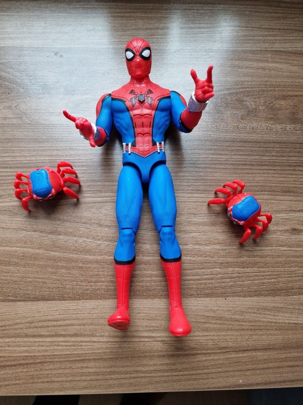 Spiderman actiefiguur met springende spinnen - Disneyland, Ophalen of Verzenden, Gebruikt