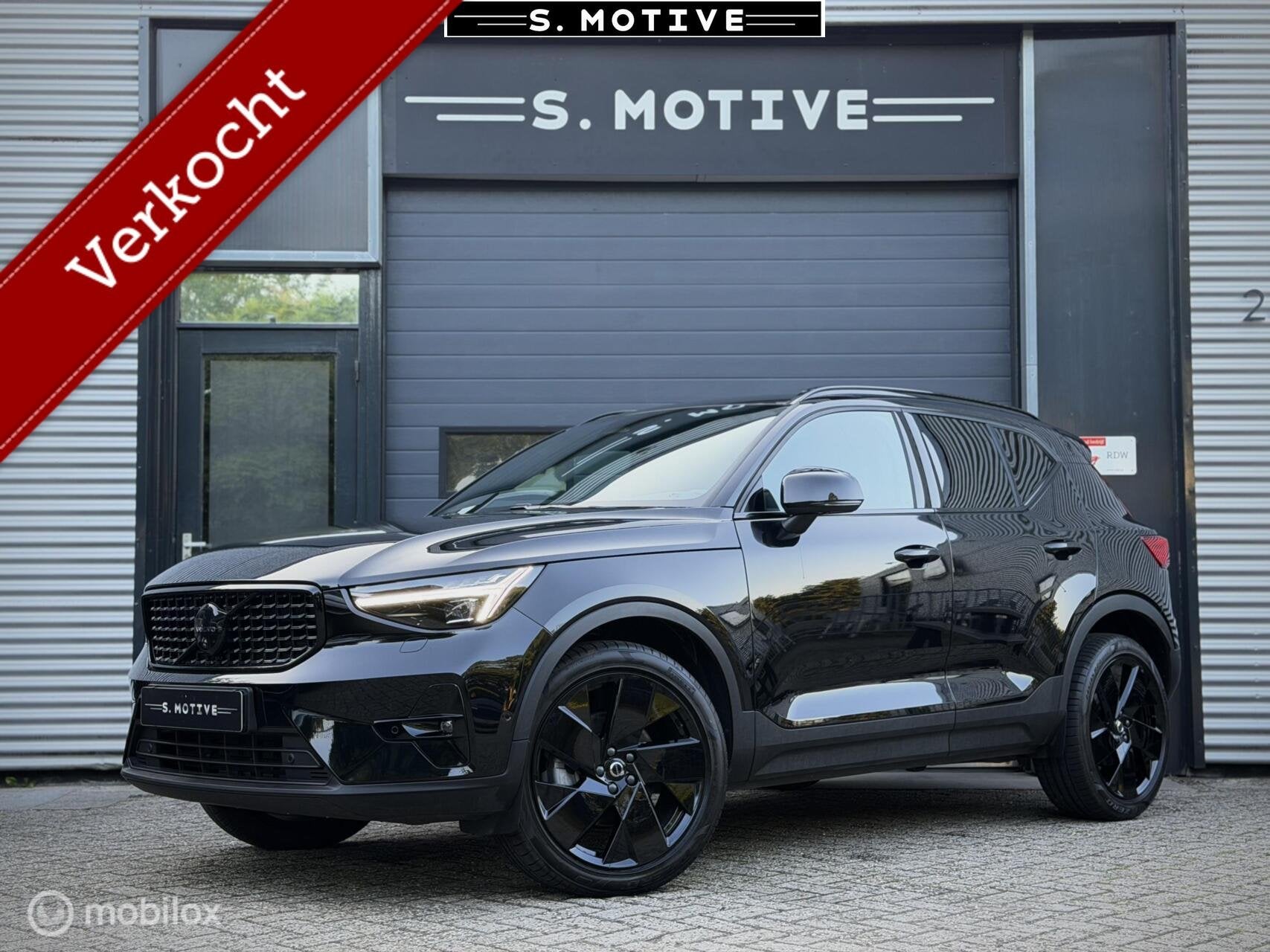 Volvo XC40 2.0 B3 Plus Black Edtion BTW, H&K, 360, Memory, S, Auto's, Gebruikt, Zwart, 4 cilinders, 1969 cc