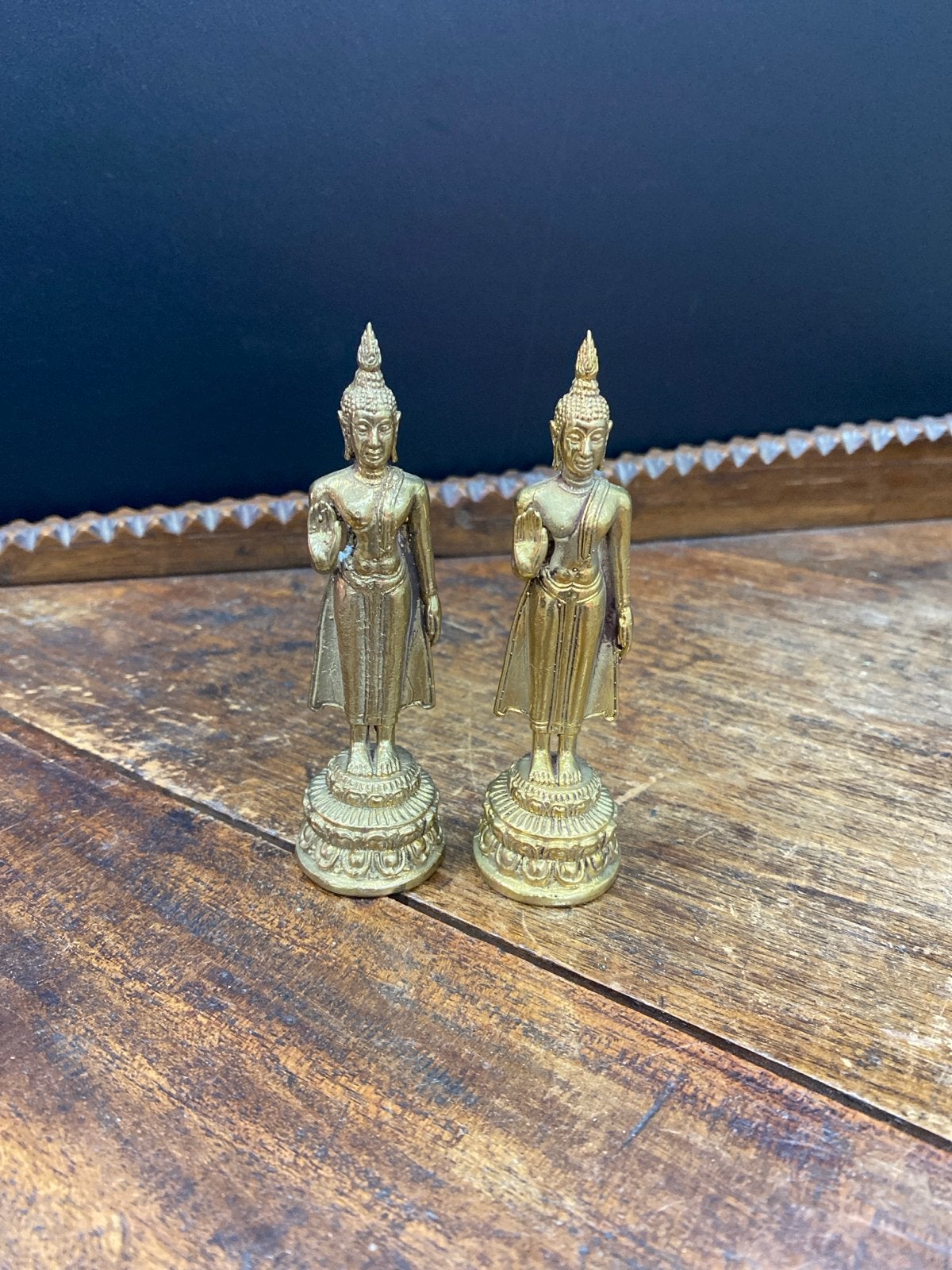 Set van 2 bronzen Boeddha beelden - Aziatische kunst, Minder dan 20 cm, Ophalen of Verzenden, Beeld, Goud