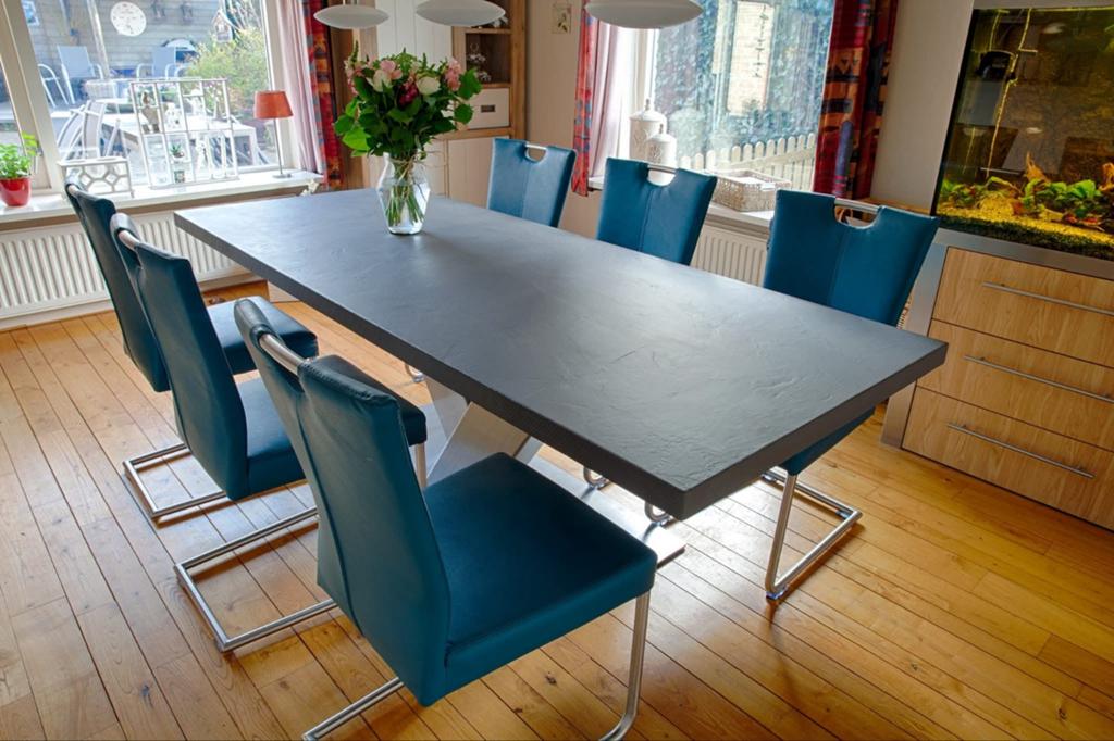 Eettafel met een Evolve light beton blad en RVS onderstel, Huis en Inrichting, Tafels | Eettafels, Ophalen, Modern, Industrieel