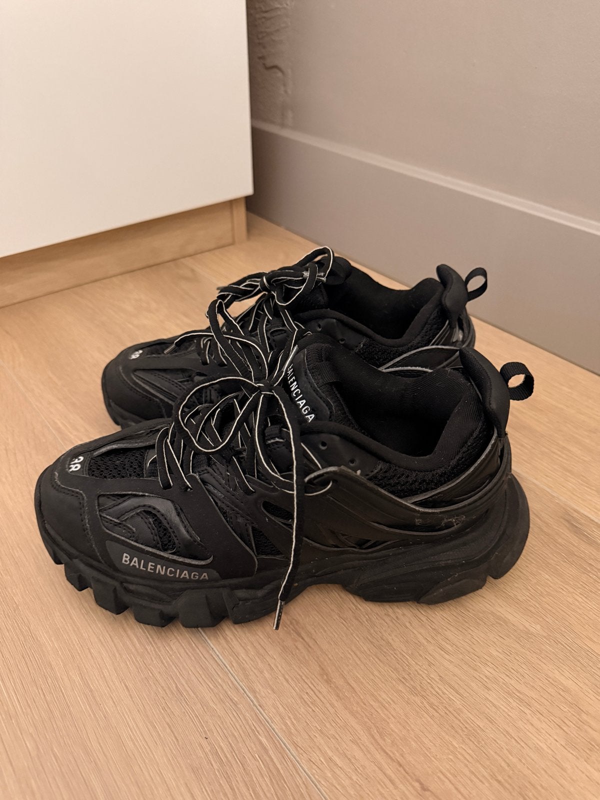Balenciaga Track Sneakers - Zo goed als nieuw, Ophalen of Verzenden, Zo goed als nieuw, Zwart, Sneakers of Gympen