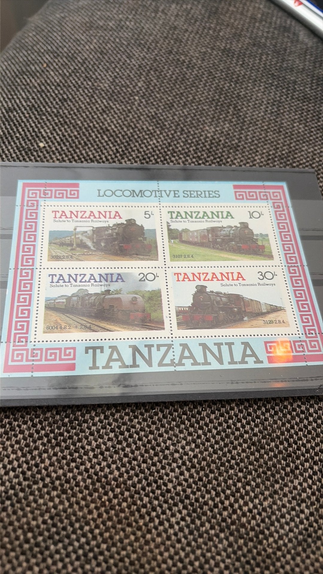 Postzegels treinen Tanzania, Postzegels en Munten, Ophalen of Verzenden, Setje