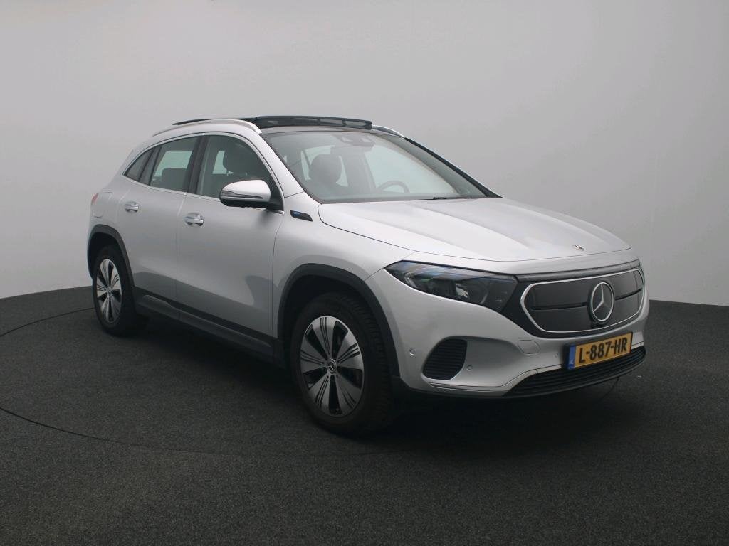 Mercedes-Benz EQA 250 Business Solution Luxury 67 kWh, Auto's, 1940 kg, Gebruikt, 190 pk, Leder en Stof