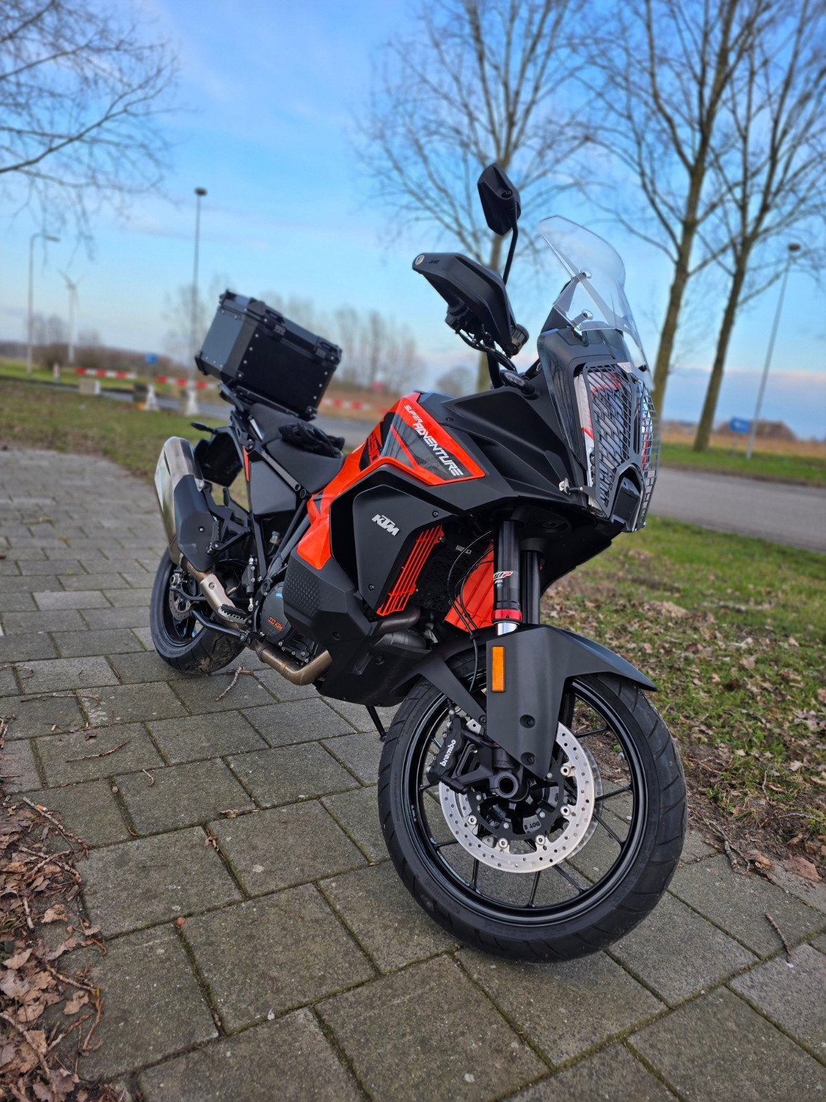 1290 sas, tech-pack full options 30k beurt gehad!, Motoren, Motoren | KTM, 2 cilinders, Handvatverwarming, Occasion, Motorrijbewijs A