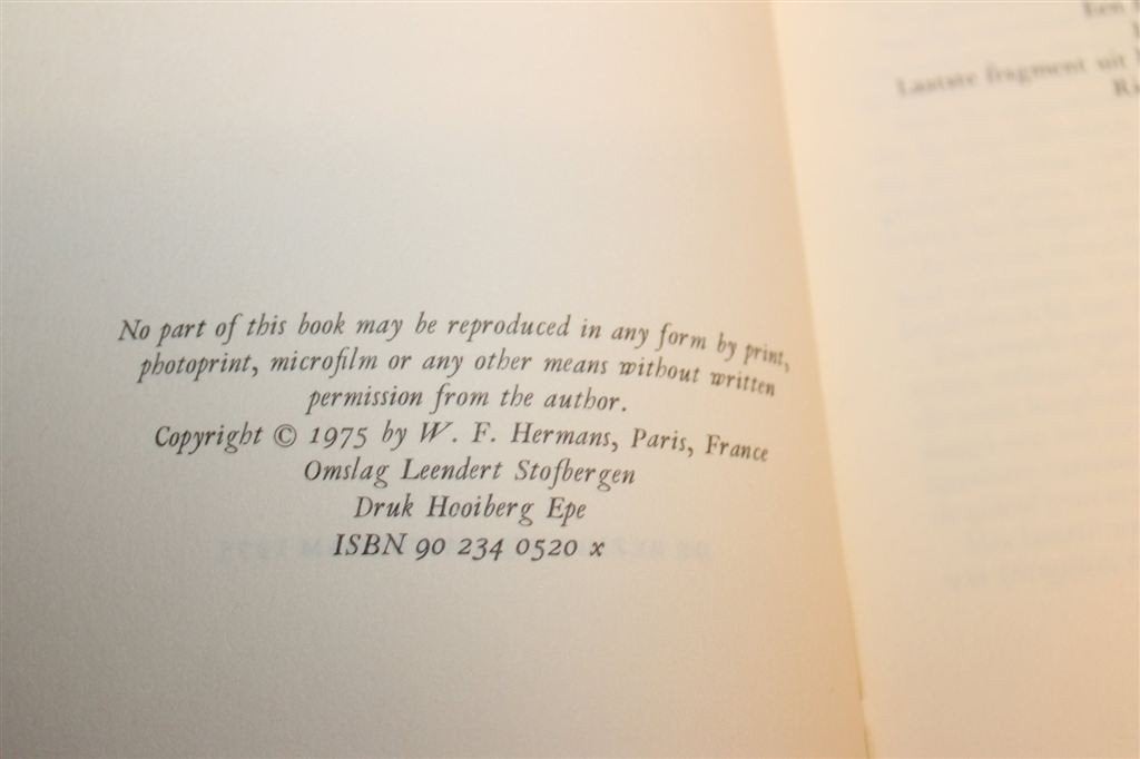 Onder Professoren — W.F Hermans, 1e druk 1975, Boeken, Ophalen of Verzenden, Gelezen