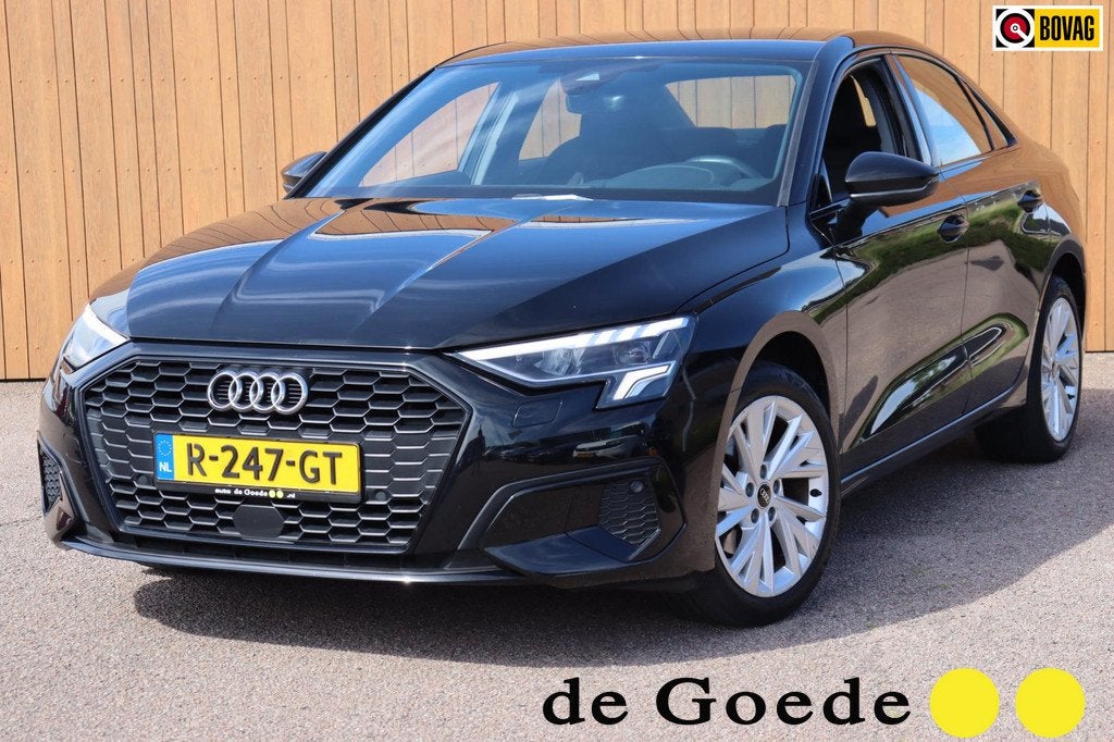 Audi A3 Limousine 30 TFSI Advanced edition orgNL sportstoele, Auto's, 12 maanden, Stof, Gebruikt, Bedrijf
