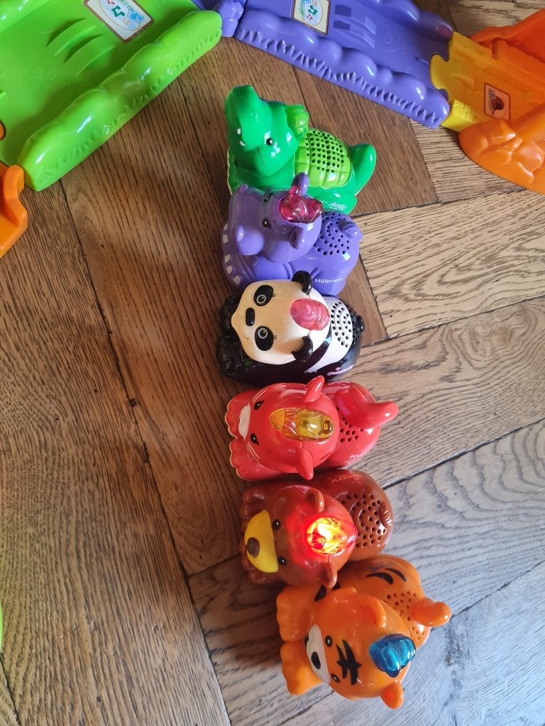 VTech Zoef Zoef 6 Dieren + baan, Ophalen, Zo goed als nieuw, 6 maanden tot 2 jaar