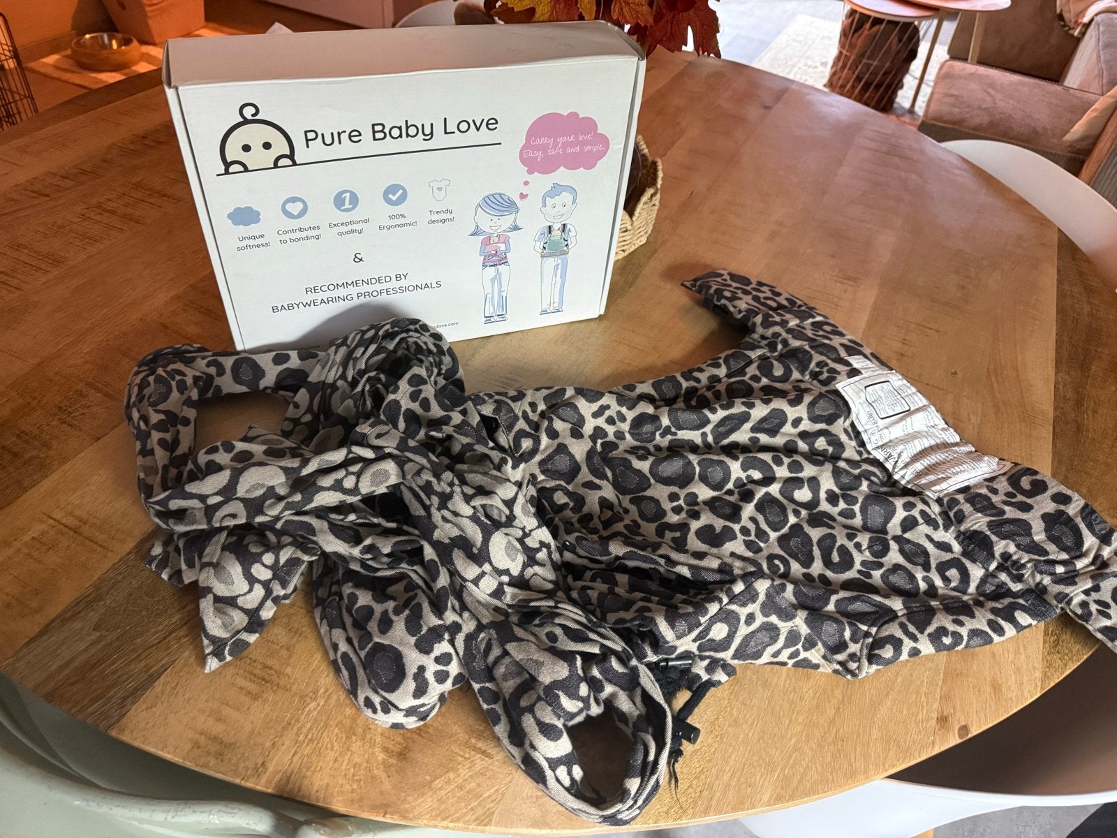 Pure Baby Love wrap and go Luipaardprint, Kinderen en Baby's, Babydragers en Draagdoeken, Overige merken, Draagdoek, Buik of Rug