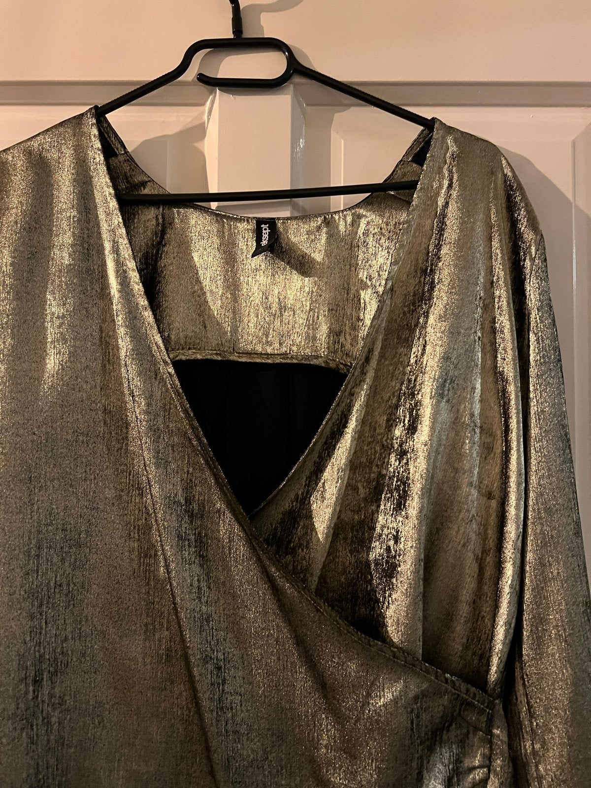 Eksept Chique Overslag Blouse Goudkleurig Maat 40, Ophalen of Verzenden, Zo goed als nieuw, Maat 38/40 (M), Goud