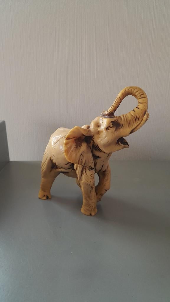 Beeld olifant speksteen steen., Verzamelen, Beelden en Beeldjes, Ophalen of Verzenden, Zo goed als nieuw, Dier