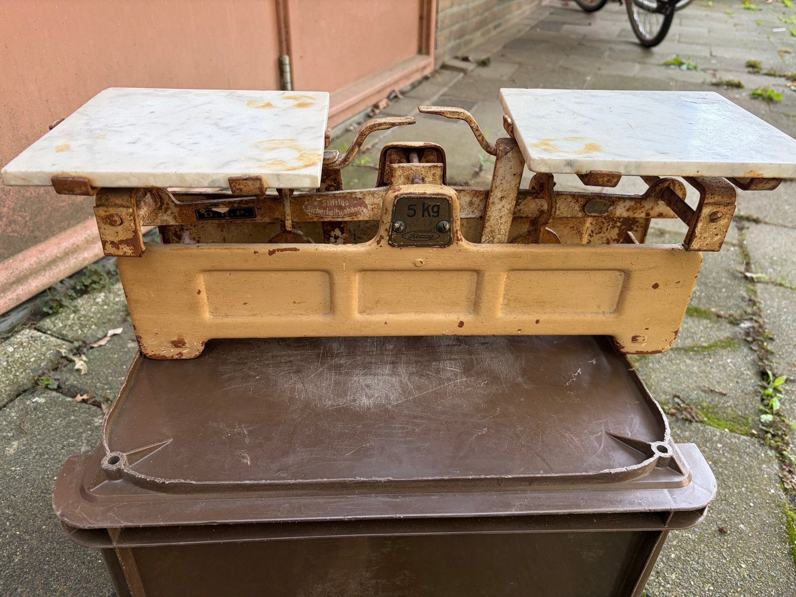 Antieke Herzog Weegschaal - 5 kg met Marmeren Platen, Ophalen of Verzenden