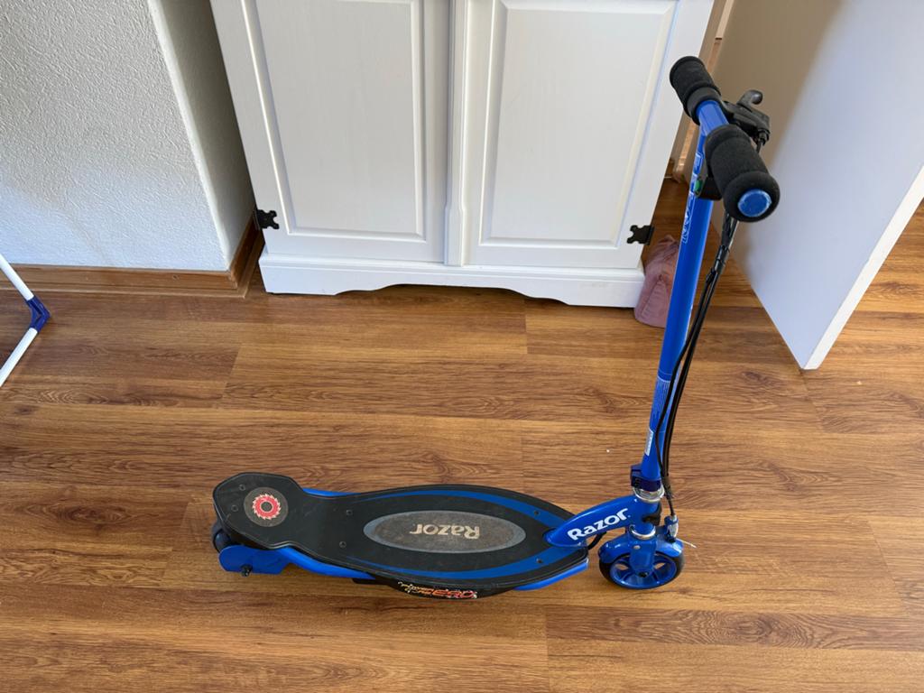 Razor elektrische step voor kind - Blauw, Fietsen en Brommers, Steps, Ophalen, Gebruikt, Elektrische step (E-scooter)