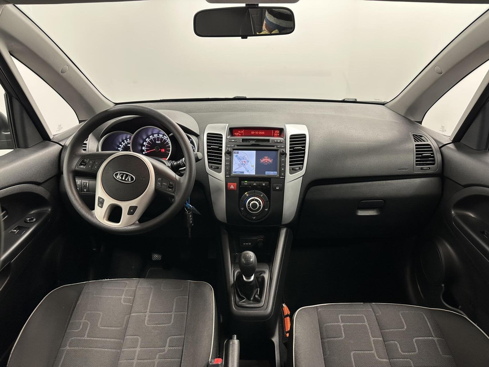 Kia Venga 1.4 CVVT Seven NAVI CAMERA ECC CRUISE LM TREKHAAK, Voorwielaandrijving, Euro 5, Stof, Gebruikt