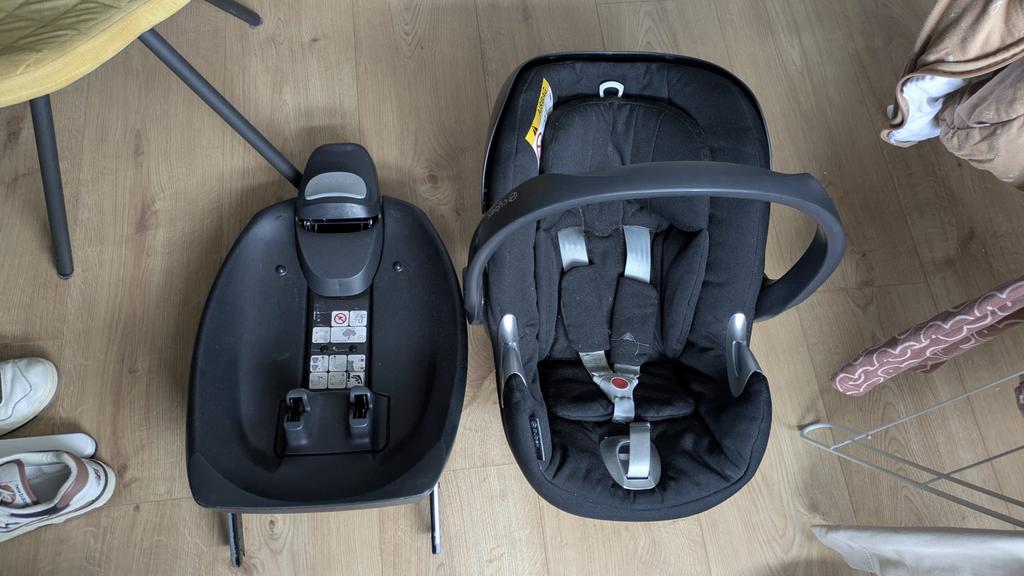 Cybex Aton Q plus + base - Goede staat, Gebruikt, Zijbescherming, Isofix, 0 t/m 13 kg