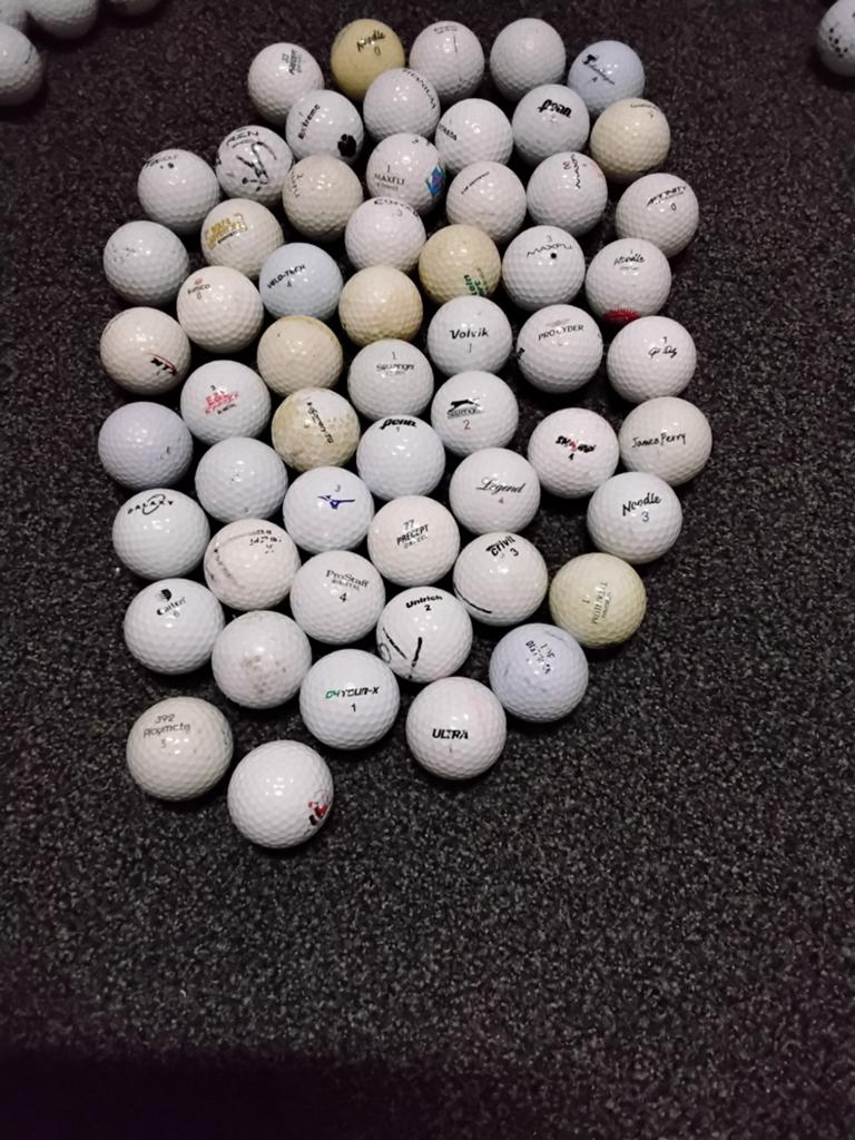 50 golfballen in de mix., Ophalen of Verzenden, Gebruikt, Bal(len)