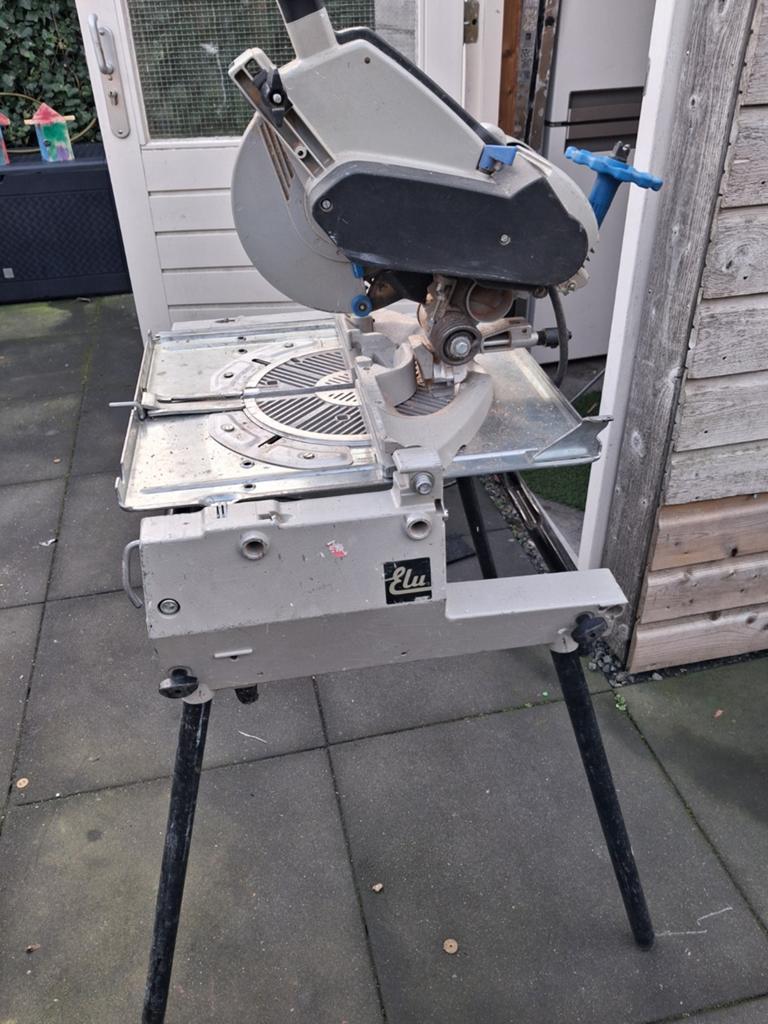 Elu Flip Over Zaagtafel met extra zaagbladen, Ophalen, Gebruikt, Afkortzaag, Elu