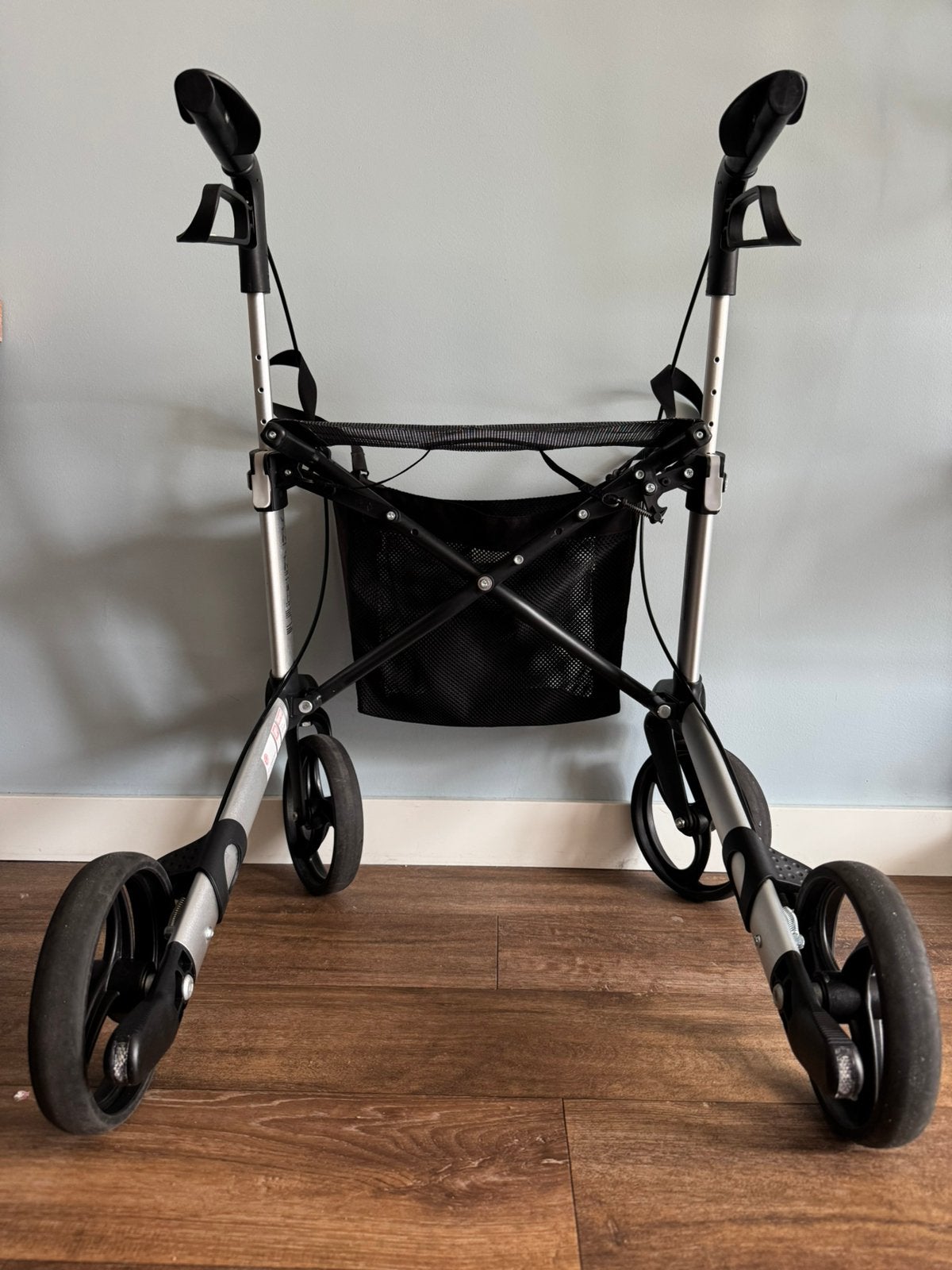 Gemino lichtgewicht rollator, Diversen, Ophalen, Opvouwbaar, Gebruikt
