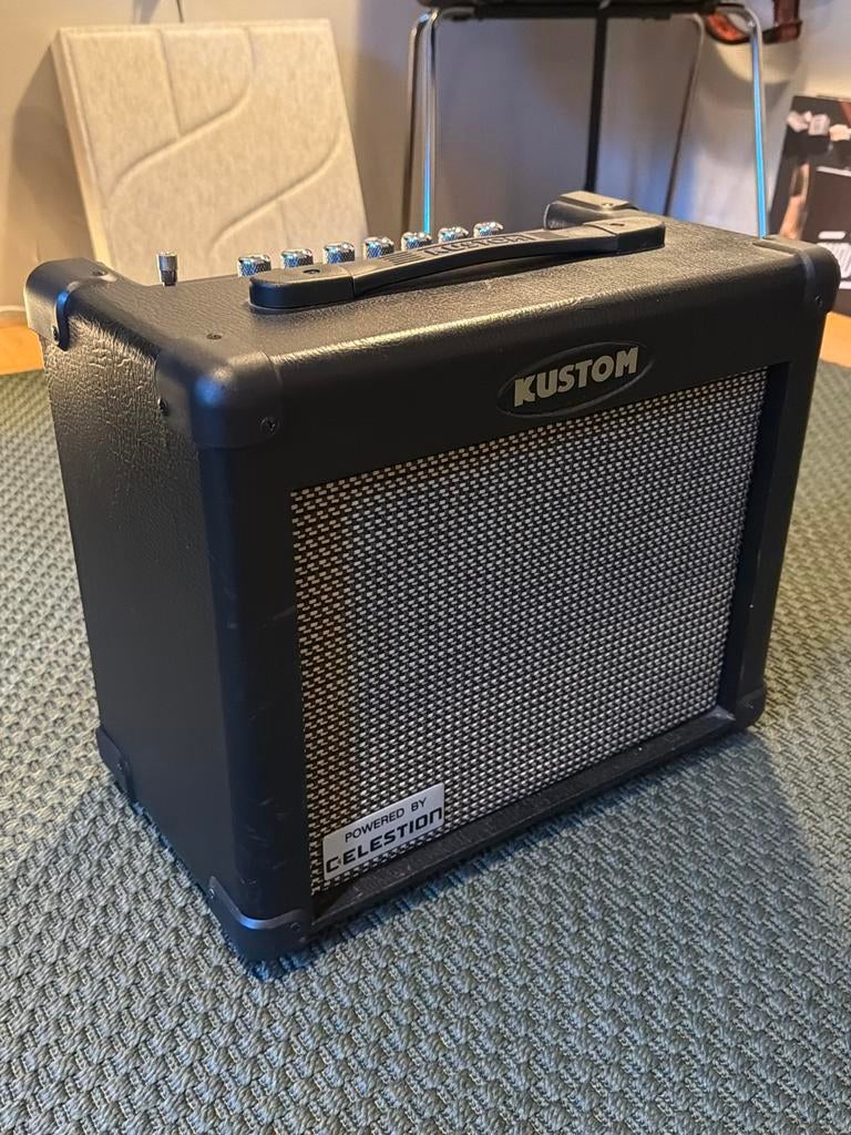 Kustom Arrow 16R Gitaarversterker - Zo goed als nieuw, Ophalen, Zo goed als nieuw, Gitaar, Minder dan 50 watt
