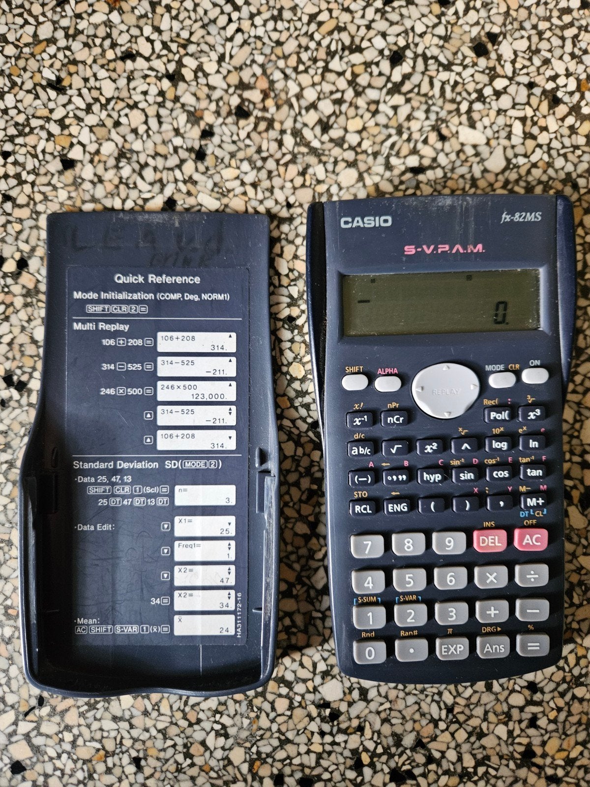 Casio fx-82MS, Ophalen of Verzenden, Zo goed als nieuw