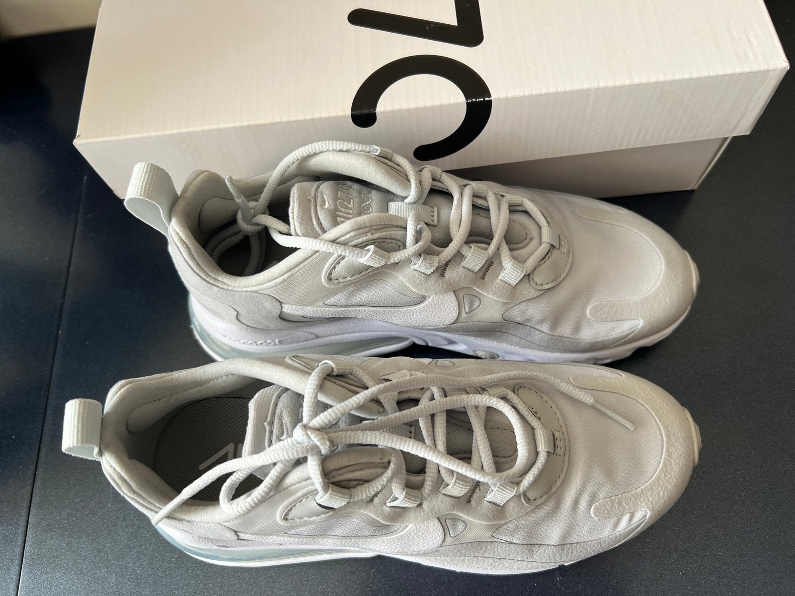 Nike Air Max 270 React maat 35, Ophalen of Verzenden, Nieuw, Jongen of Meisje, Sportschoenen