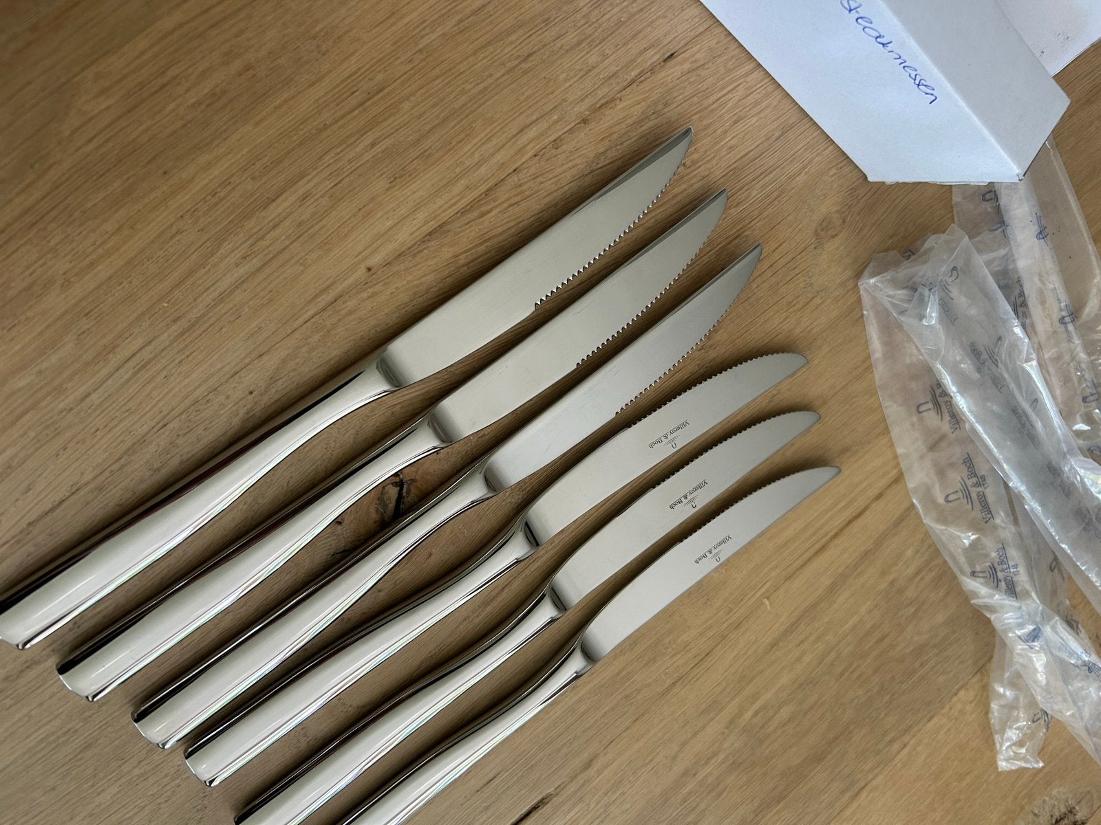 Nieuwe Villeroy en Boch steakmessen (5x 6 stuks), Huis en Inrichting, Keuken | Bestek, Ophalen of Verzenden, Nieuw, Rvs of Chroom