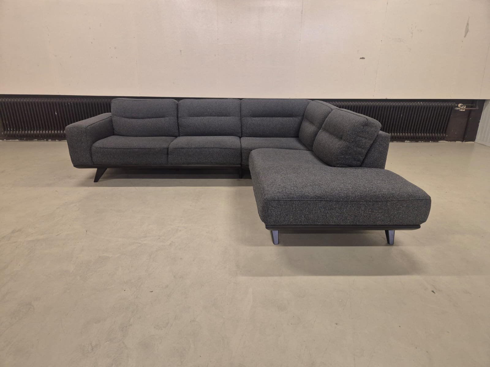 Natuzzi Adrenalina - Hoekbank - Antraciet - Italiaans Design, Laan der Techniek 21, Veenendaal, 250 tot 300 cm, Natuzzi, Natuzzi editions, adrenalina, hoekbank, stof, antraciet, design
