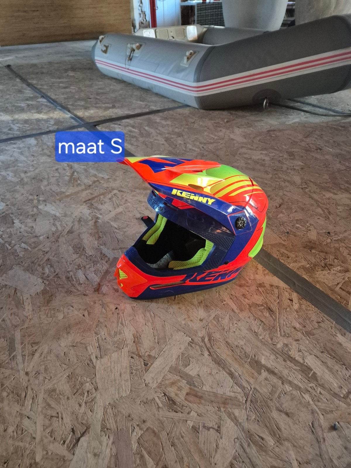 Kenny Offroadhelm Maat S - Kleurrijk en Beschermend, Motoren, Overige merken, Ophalen of Verzenden, S, Tweedehands