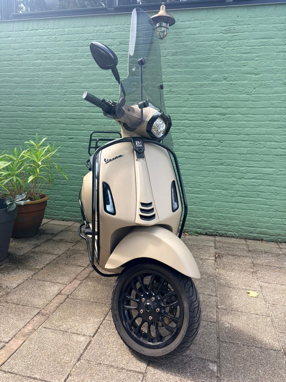 Custom full option vespa sprint I-Get 8-2020 dessert storm, Fietsen en Brommers, Ophalen of Verzenden, Zo goed als nieuw, Benzine