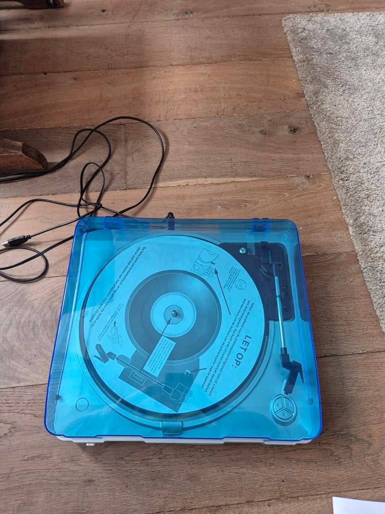 Zolid USB Platenspeler met Transparante Blauwe Kap, Overige merken, Ophalen of Verzenden, Zo goed als nieuw, USB-aansluiting