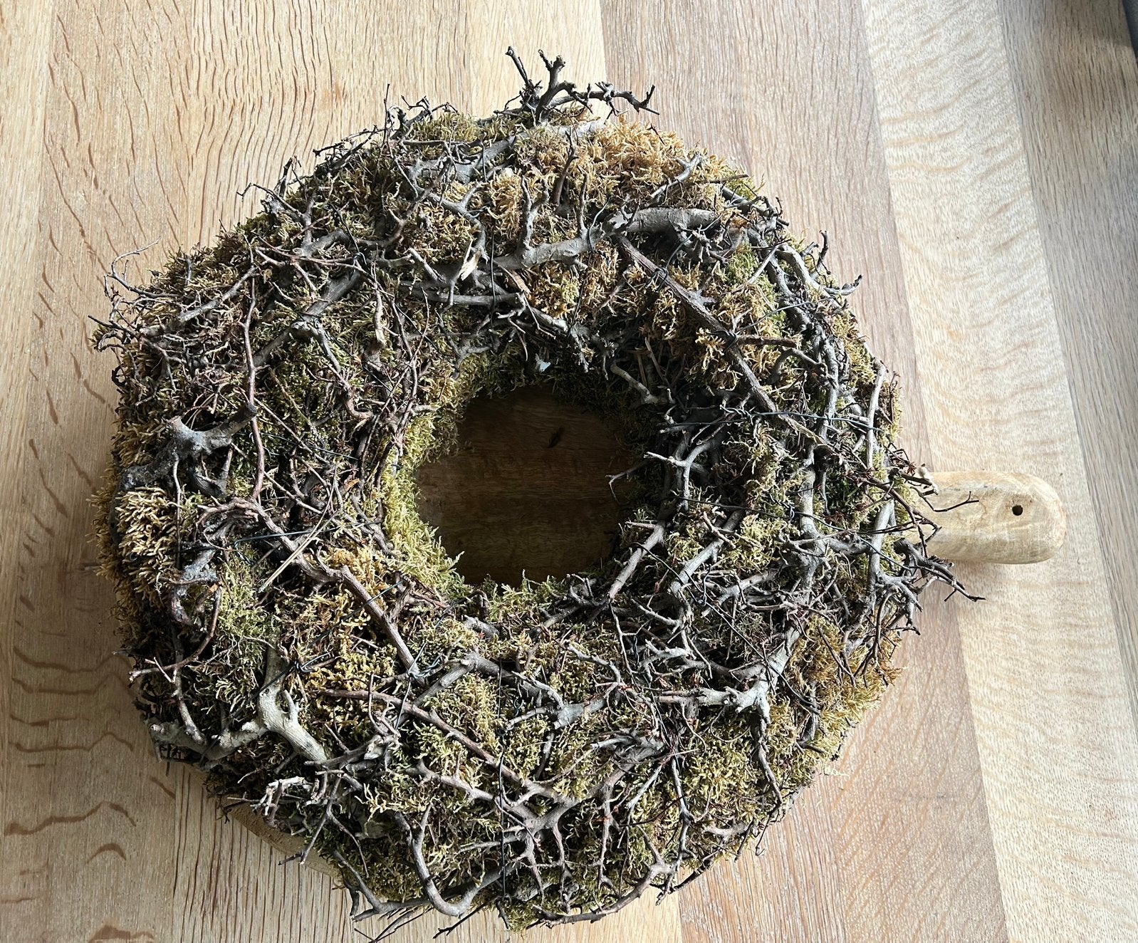 Prachtige natuurlijke krans op houten plateau, Krans, 45 cm, Ophalen of Verzenden, Zo goed als nieuw