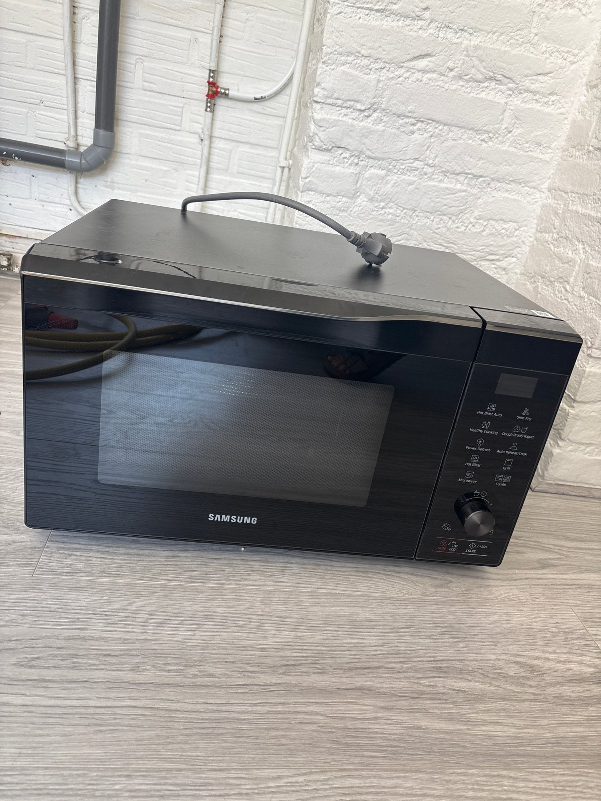Samsung Combimagnetron MC32K7055CK Zwart, Ophalen, Combimagnetron, Gebruikt, Grill