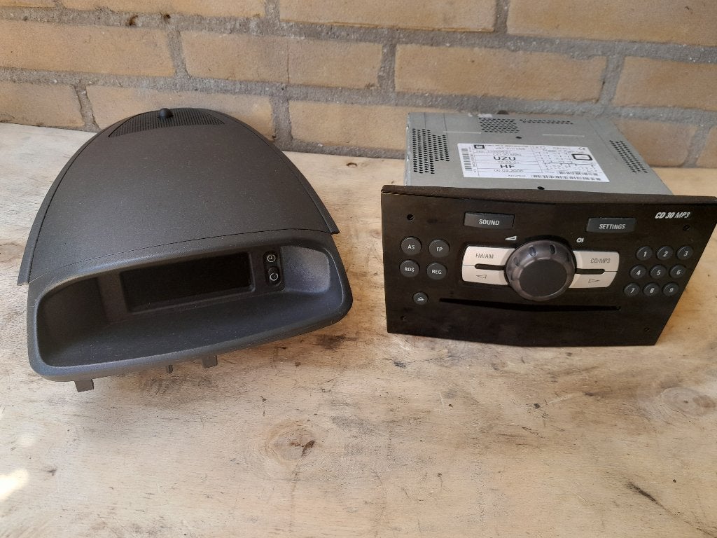 AUTORADIO CD - CD30 + DISPLAY ORG - OPEL CORSA D - Color Ed., Auto diversen, Autoradio's, Verzenden, Gebruikt