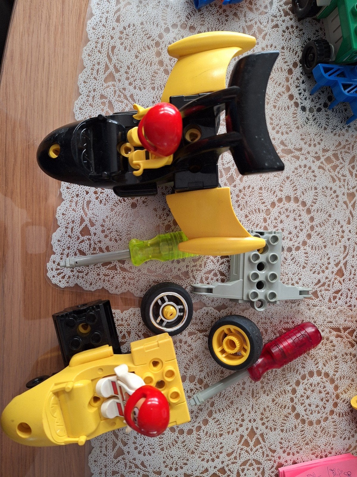 action wheelers onderdelen van 2947 zwart en 2904 geel, Ophalen, Gebruikt, Duplo