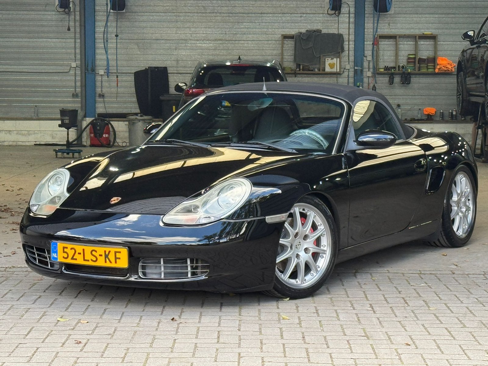 Porsche Boxster 3.2 S 2000 Zwart, Auto's, Porsche, 251 pk, Achterwielaandrijving, Cabriolet, Zwart