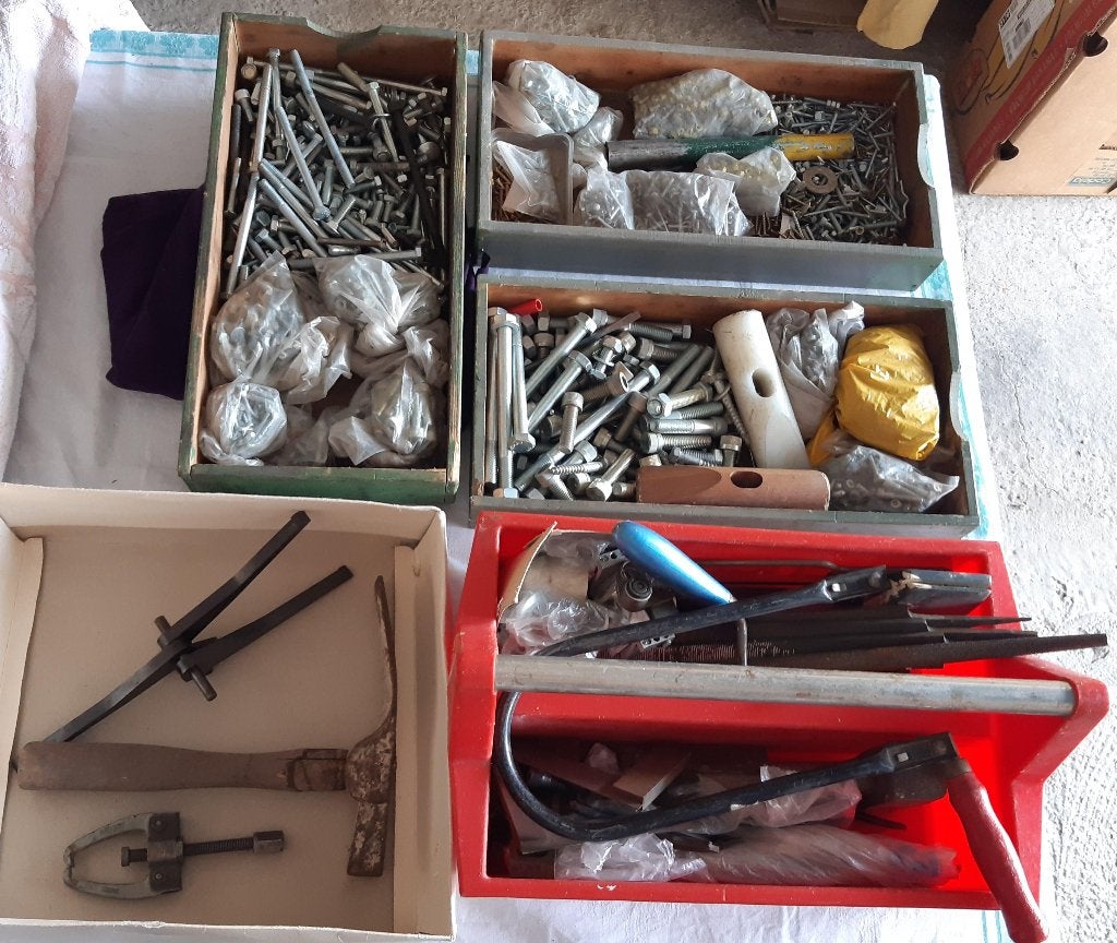 Gereedschap Bouten Schroeven Moeren Gereedschapskist en meer, Ophalen, Gebruikt